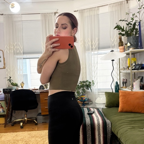 NWOT ZARA Army Green Ribbed High Neck Cropped Sleeveless Tank Top - Sz Small - Picture 5 of 11